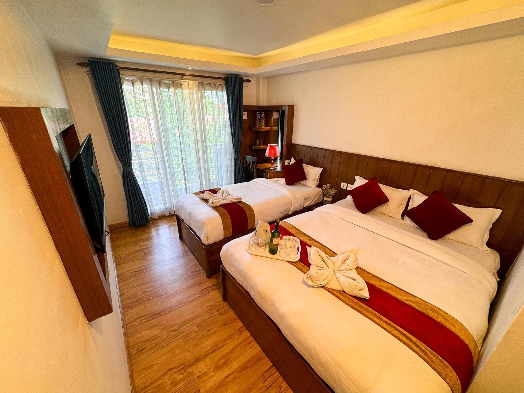 Hotel Abi International Kathmandu Buitenkant foto